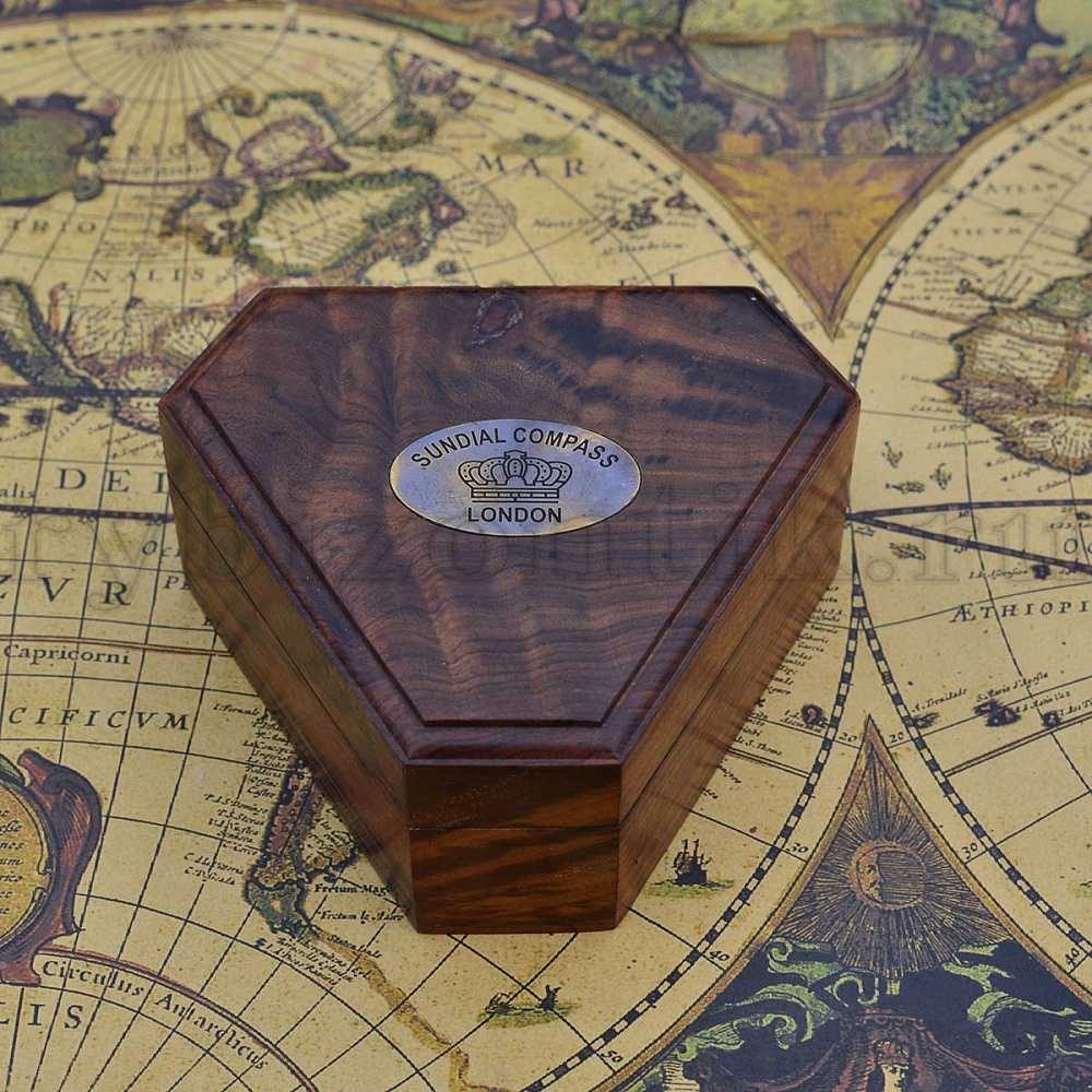 Солнечные часы-компас большие в деревянной шкатулке