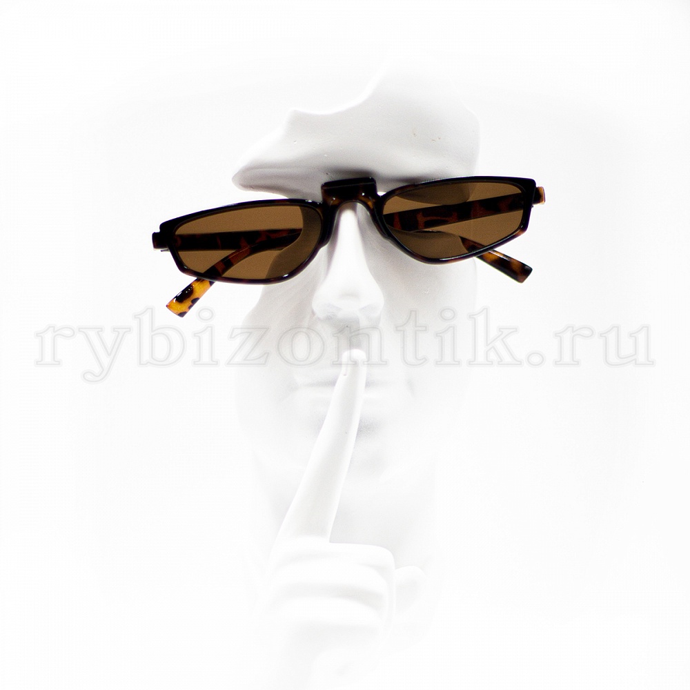 Солнцезащитные ретро-очки дипломата
